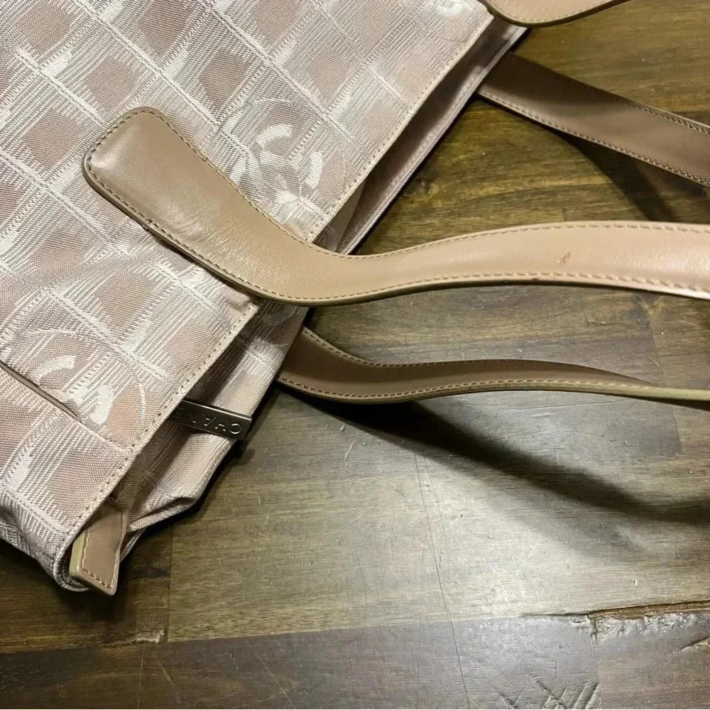 Chanel Travel Line Coco Tote CC Logo Monogram Beige Cream Nylon Vintage - Picture 7 of 17
